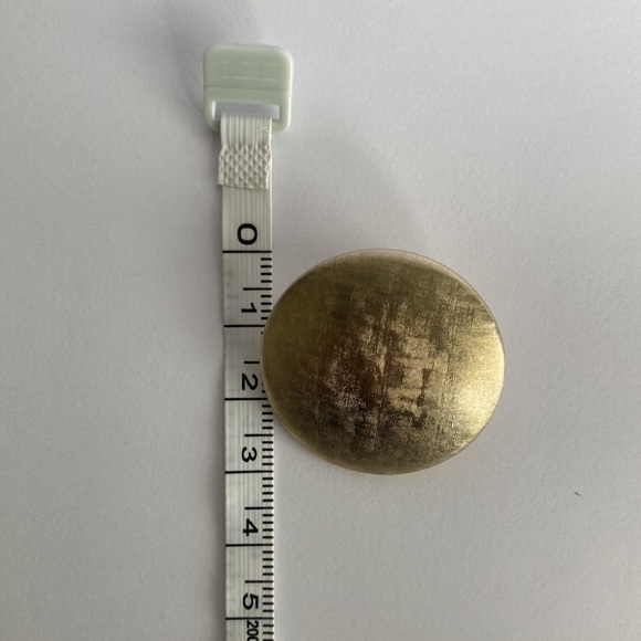 Vintage Gold Circle Clip-On Earrings - Picture 4 of 4